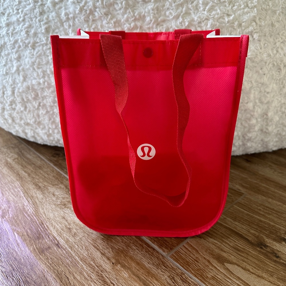 NEW Lululemon Red and White Bag Small Reusable Shopping Tote Bag Snap Button